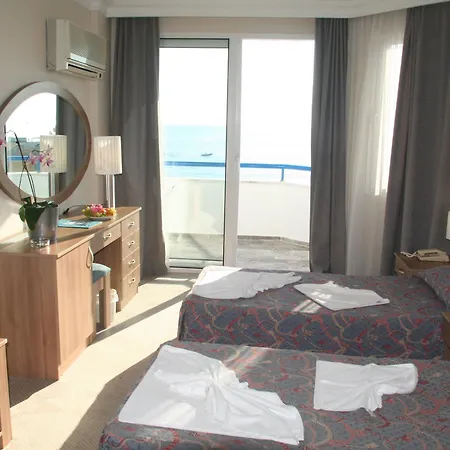 Elysee Feriested 3*